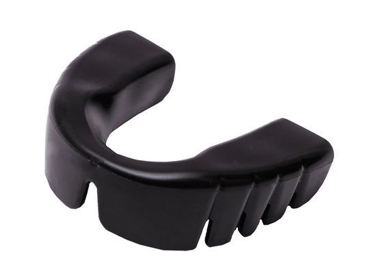 Капа OPRO Junior Snap-Fit Jet Black (art.002143001)